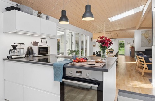 Hoensinge House | "Aiko" - 1.8km from the sea by Interhome