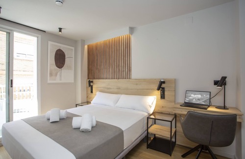 Burjasot Hotel | Aila II Hotel Boutique