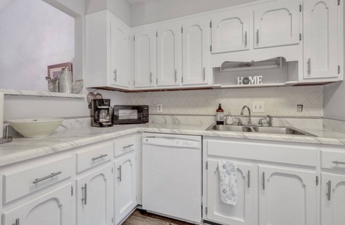 St. Marys Villa | "Aint Nothin' Fancy II"