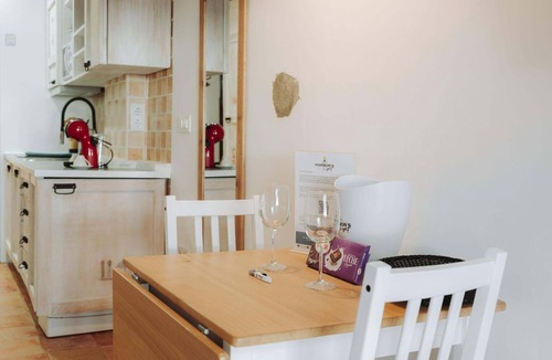 Old Town Apartment | Airén Harbor's Light