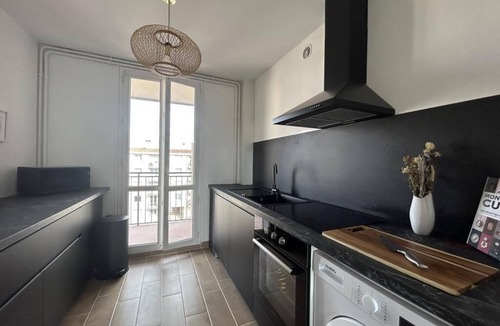 Bascule - Oratoire Apartment | Air Arcade - 1 à 6 Personnes