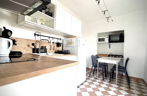 Saint-Julien-de-Peyrolas House | Air-conditioned house in a fully renovated farmhouse 5' from the Ardèche.