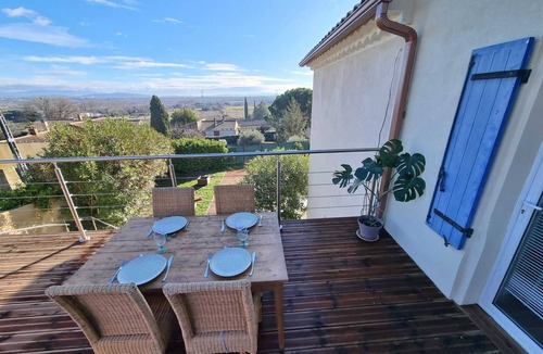 Saint-Julien-de-Peyrolas House | Air-conditioned house in a fully renovated farmhouse 5' from the Ardèche.