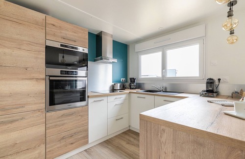 Bretignolles-sur-Mer Ski Chalet | Air-cond. chalet for 6 - Communal heated pool