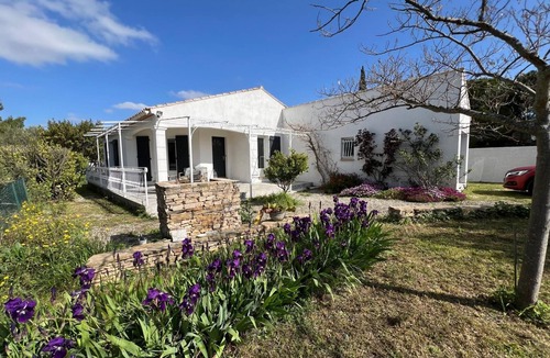 Ferrals-les-Corbieres Villa | Air-conditioned villa, Narbonne, Carcassonne and beaches