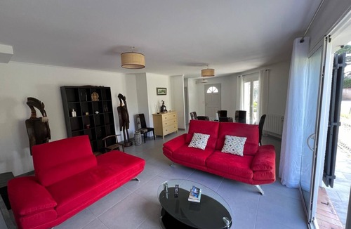 Ferrals-les-Corbieres Villa | Air-conditioned villa, Narbonne, Carcassonne and beaches