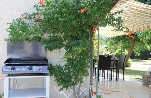 Saint Alban Auriolles Villa | Air-conditioned villa with private swimming pool, South Ardèche, 5 minutes from the heart of the Gorges.