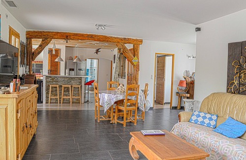 Massebœuf House | Air-conditioned holiday home with private pool