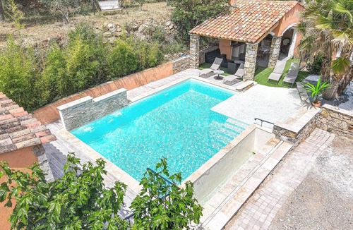 Massebœuf House | Air-conditioned holiday home with private pool