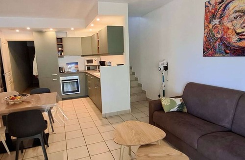 Les Hauts de Canet Apartment | Air-conditioned Duplex T3 with WiFi and parking in Canet-en-Roussillon