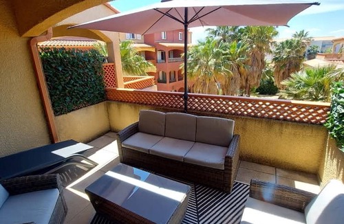 Les Hauts de Canet Apartment | Air-conditioned Duplex T3 with WiFi and parking in Canet-en-Roussillon