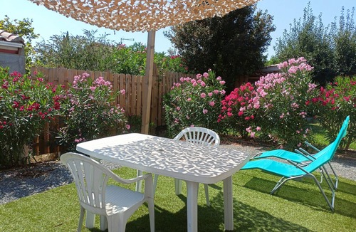 Villemoustaussou House | Air-conditioned 3⭐ gîte with swimming pool, quiet location, 5 min from Carcassonne & canal du midi
