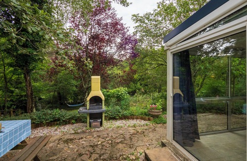 Puivert Apartment | Air-conditioned apartment with shared pool