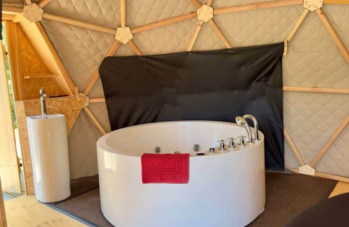 L'Escarene House | Air-conditioned Dome & Balneotherapy