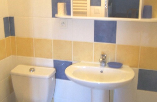 Labruguiere House | Air-conditioned guest room with kitchenette - Wifi