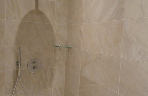 Joyeuse House | Air-conditioned guest room South Ardèche Swimming pool Spa