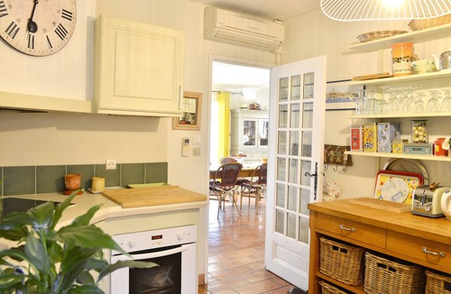 Les Angles Villa | Air-conditioned house with private heated pool - 6 pers - 4 km from Avignon