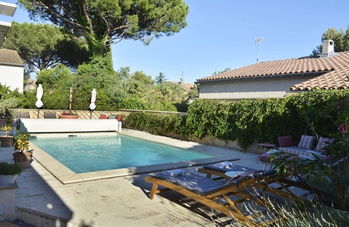 Les Angles Villa | Air-conditioned house with private heated pool - 6 pers - 4 km from Avignon