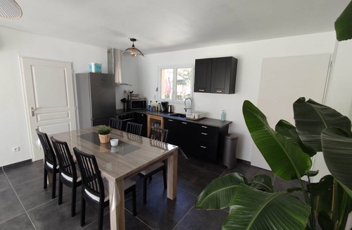 Rocbaron House | Air-conditioned house with private pool, absolute peace and quiet