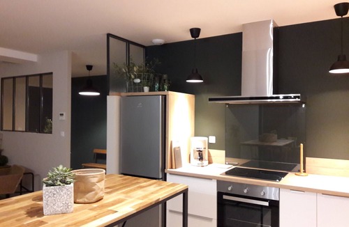 Aigueze House | AIR-CONDITIONED HOUSE IN AIGUEZE WITH SWIMMING POOL SLEEPS 2 TO 6 GORGES DE L' ARDECHE