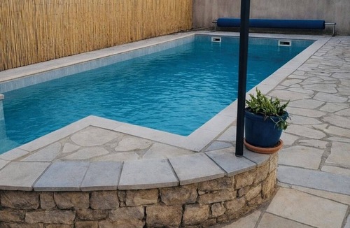 Tavel House | Air-conditioned house with garden and private pool near Avignon and Pont du Gard