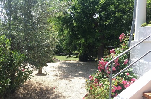 Uzes House | Air-conditioned house with garden and swimming pool, center of Uzès, 6PAX