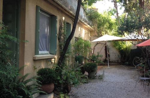 Beaux Arts-Boutonnet Apartment | AIR-CONDITIONED STUDIO, QUIET AND SUNNY, CITY CENTER, GARDEN AREA