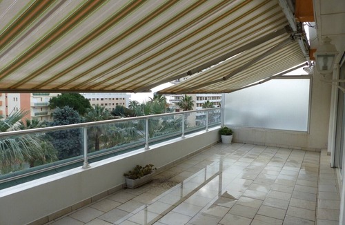 Le Lavandou Apartment | AIR-CONDITIONED T2 IN DOWNTOWN LAVANDOU