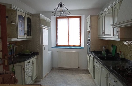 Le Chateau House | Air-conditioned village house with terrace in a peaceful setting 8 pax