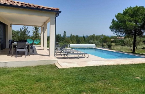 Potelieres Villa | Air-conditioned villa, sleeps 8, Individual pool, Gard limite Ardèche, Uzès