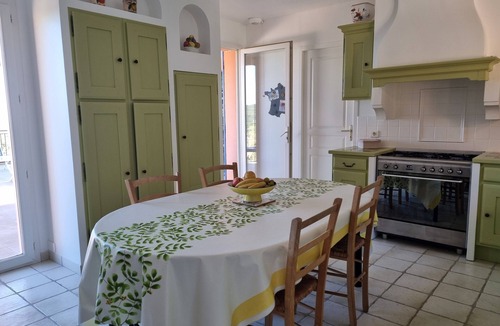 Faugeres Villa | Air-conditioned villa with pool and view of the Faugères vineyards - 4 bedrooms 4 bathrooms