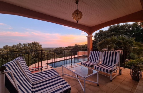 Faugeres Villa | Air-conditioned villa with pool and view of the Faugères vineyards - 4 bedrooms 4 bathrooms