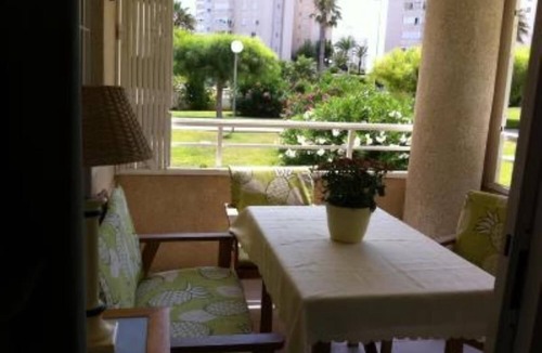 Urbanova Apartment | AIR CONDITIONING, FREE WIFI, NE TFLIX, ONLY 2 MINUTES BEACH