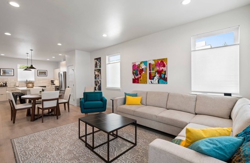 Durango House | Air-Conditioning, Monthly Discount, Pet Friendly!