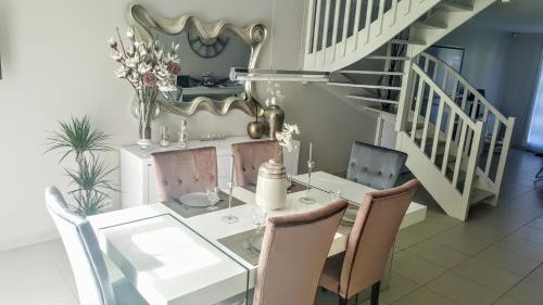 Magny-le-Hongre Villa | Air-conditionned villa, 5 min to the park - DISNEY MAGICAL HOMES, PARIS