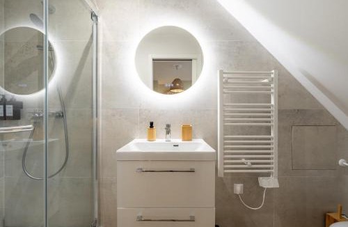 Valenciennes Apartment | Air Nomad Bali