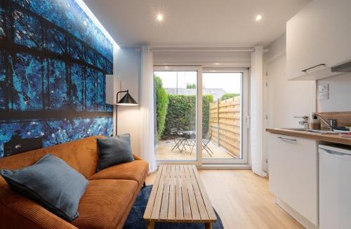 Valenciennes Apartment | Air Nomad Sydney