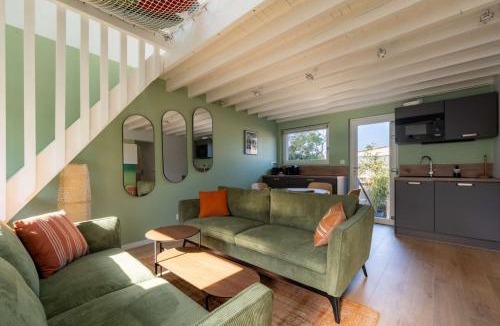 Valenciennes House | Air Nomad Vancouver