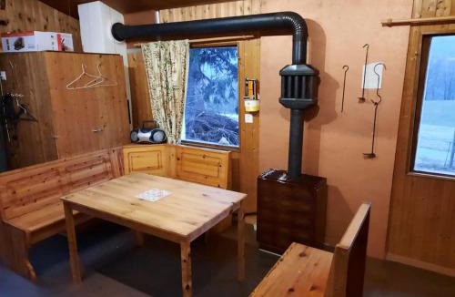 Brot-Dessous Ski Chalet | AirBee&Bee - Creux du Van