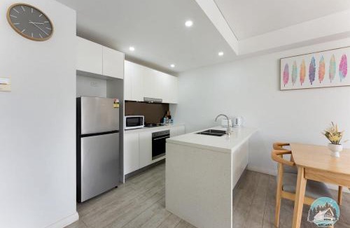 Rosebery Apartment | Aircabin - Rosebery - Lovely - 2 Beds Apt +Parking