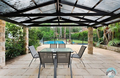 Warrawee House | Aircabin - Warrawee - Spacious - 5 Beds House