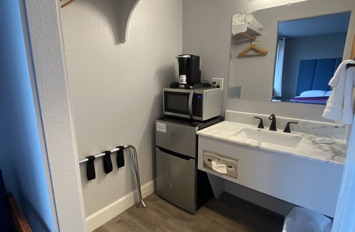 Port Angeles Hotel | Aircrest Motel