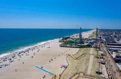 Seaside Heights Hotel | AIRE Hotel North Beach Jersey Shore