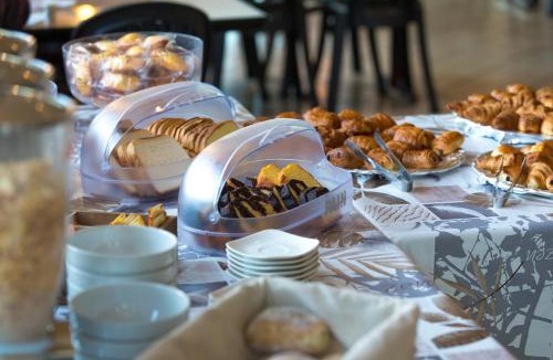 Cazeres-sur-l'Adour Hotel | Aireco