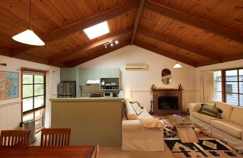 Aireys Inlet House | Aireys Garden Hideaway