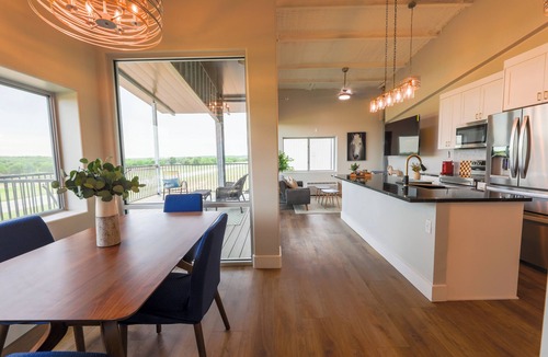 Salado Apartment | Airplane/Hanger Apartment 2 bedrooms 2bathrooms #4