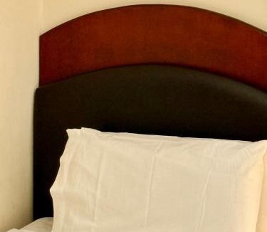 George Green House | Airport Guest House