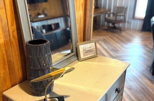 Alleene Apartment | Airport Guest Suite.Detached