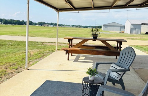 Alleene Apartment | Airport Guest Suite.Detached