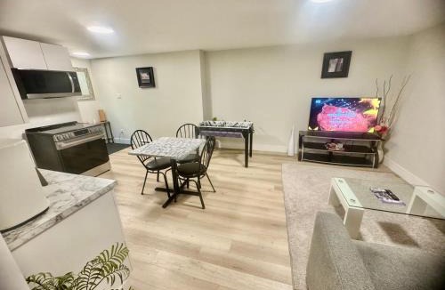 Dieppe House | Airport Haven Getaway